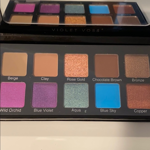 Violet Voss Essential 2 - Picture 3 of 4